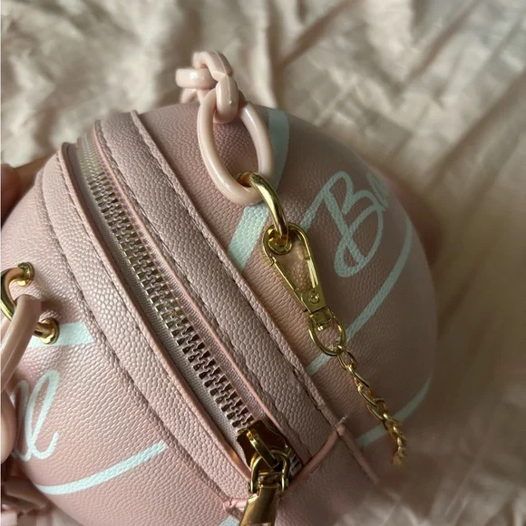 Pink and white basketball purse. - Picture 5 of 6